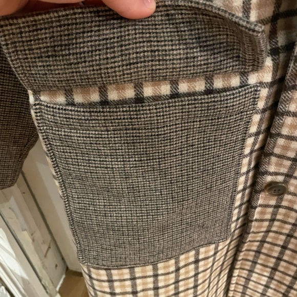 Minimum Patchy Coat - Picture 4 of 13